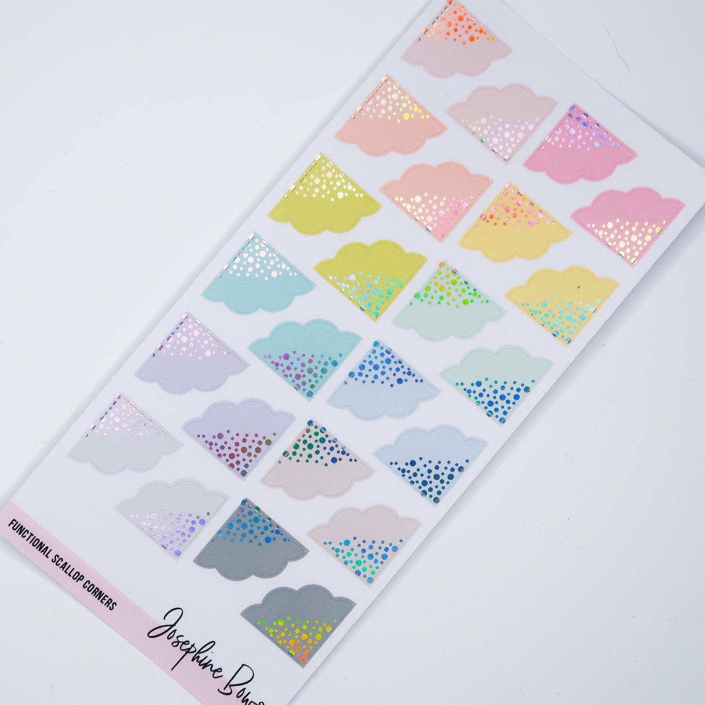 Foiled Corner Scallops | Pastel